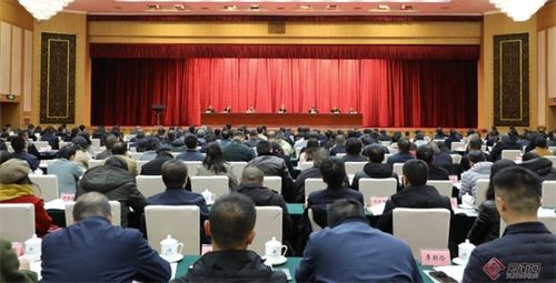 云南省人力資源社會保障工作會議提出 突出就業優先 促進就業增收