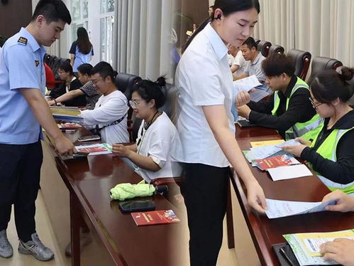 容城縣人力資源和社會(huì)保障局開(kāi)展送政策進(jìn)企業(yè)主題宣傳活動(dòng)