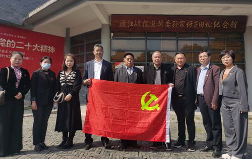 蚌埠市人力資源服務(wù)行業(yè)協(xié)會開展清明祭英烈活動